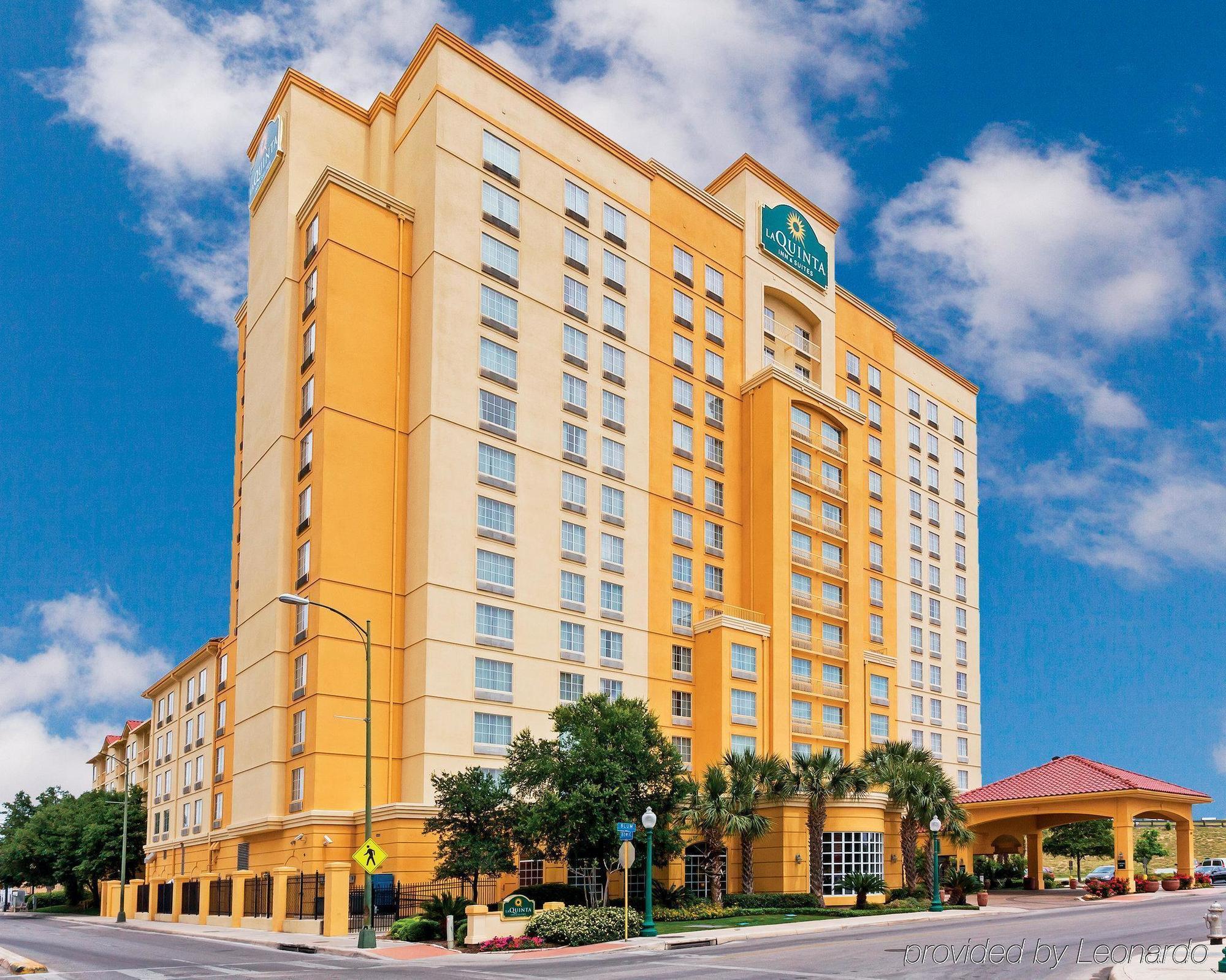 La Quinta Inn & Suites By Wyndham San Antonio Riverwalk Exterior foto